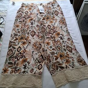 ZARA Floral Wide Leg Cropped Pants Crochet Trim Cream Brown Boho XL